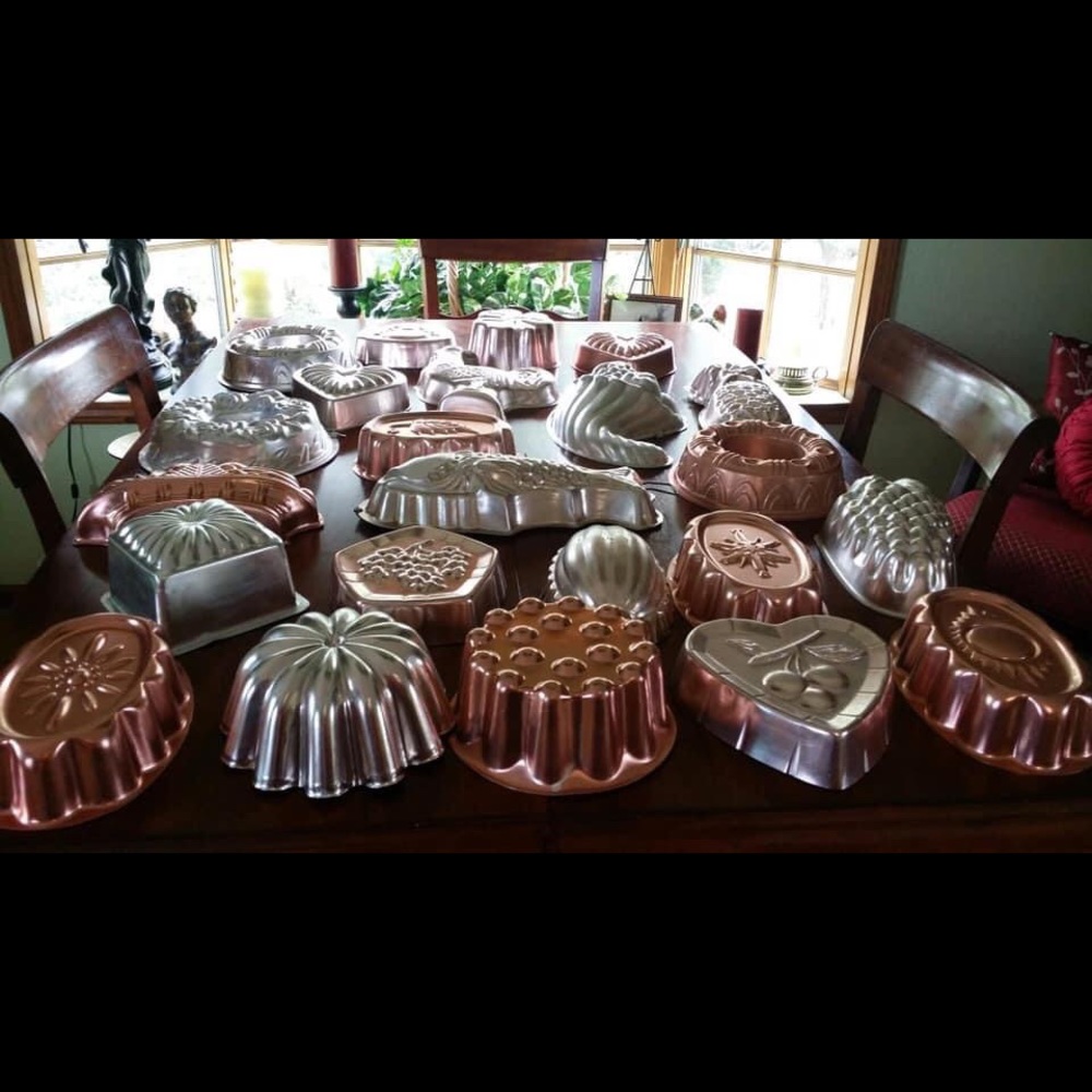 Antique Mid-Century Jell-O molds (23)
